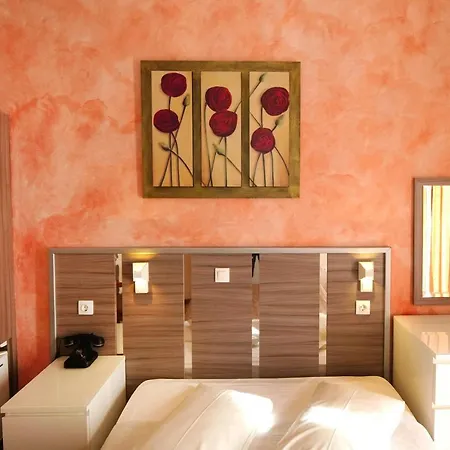 Hotel Socrates